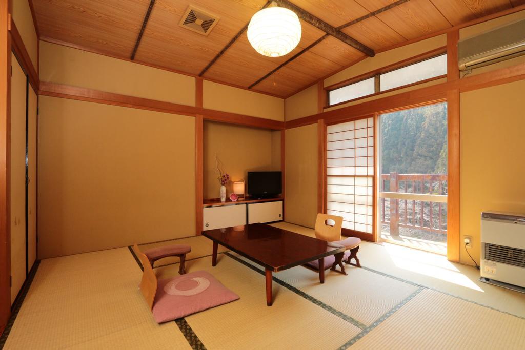 赤城温泉 花の宿 湯之沢館 前橋市 エクステリア 写真